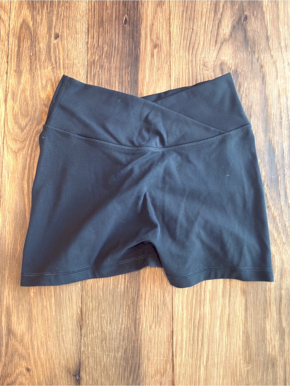 Women's Black Crossover-Waist Bike Shorts